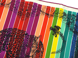 エルメス/エルメスのバッグ、エルメスの財布の専門店/エルメス/カレ45 プチカレ 【Jungle Love Rainbow （ジャングル ラブ レインボー）】【SALE】